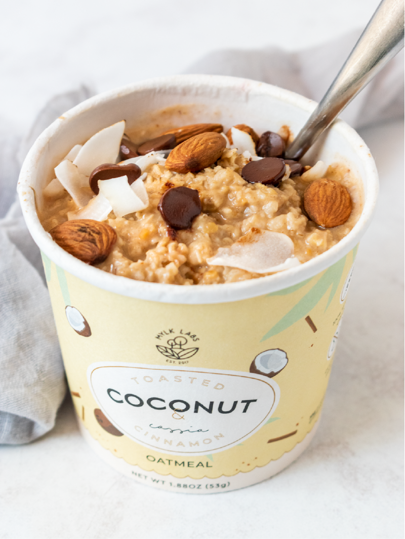 Toasted Coconut and Cinnamon Oatmeal Cup